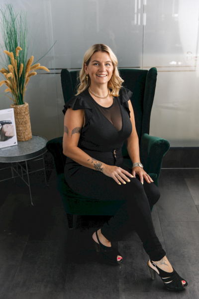 Andrea Zacher Hair Beauty Fiseure Oberpframmern Geraldine Roettinger